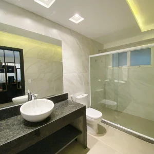 Bathroom of the Rio Holiday Ipanema Suite